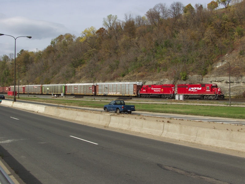 CP GP40's on the ford turn